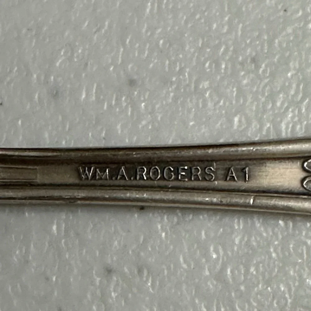 6 WM A Rogers A1 Mystic‎ Coronet Pattern Teaspoons Flatware Silverplate Vintage